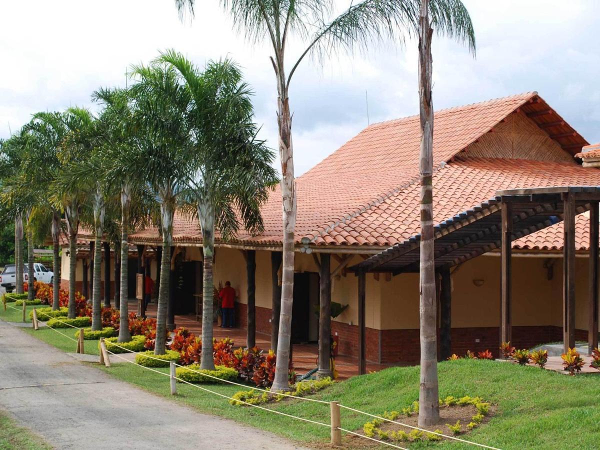 קימבאיה Decameron Panaca מראה חיצוני תמונה