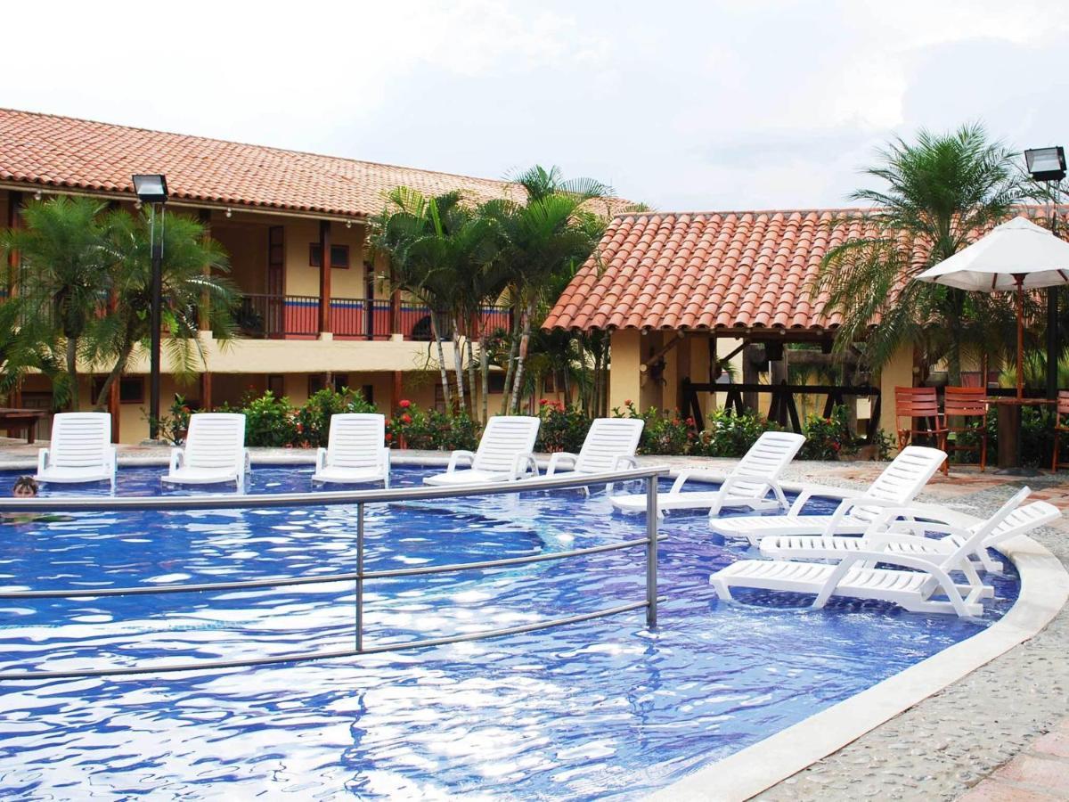 קימבאיה Decameron Panaca מראה חיצוני תמונה